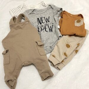 0-3 mo boy or girl clothing